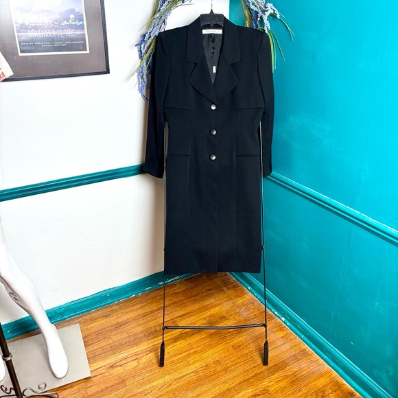 Tahari Black Tailored trenchcoat dress - Picture 9 of 9